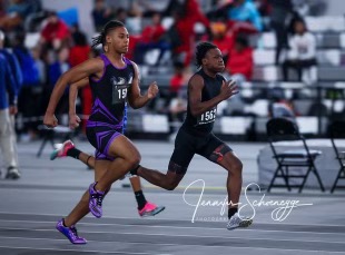 B.O.N.D. Track Club album photo 9